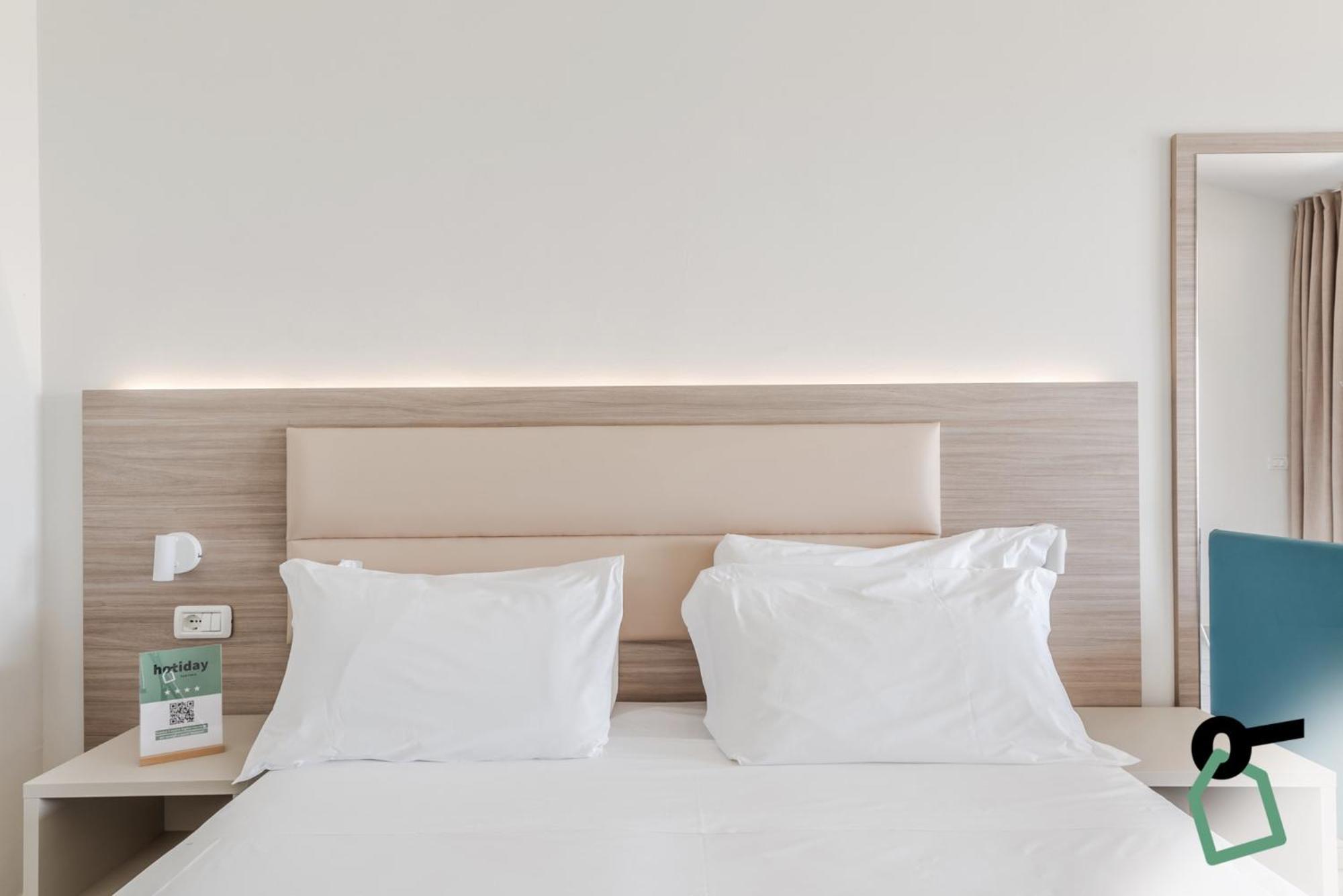 Hotiday Collection - Desenzano Aparthotel